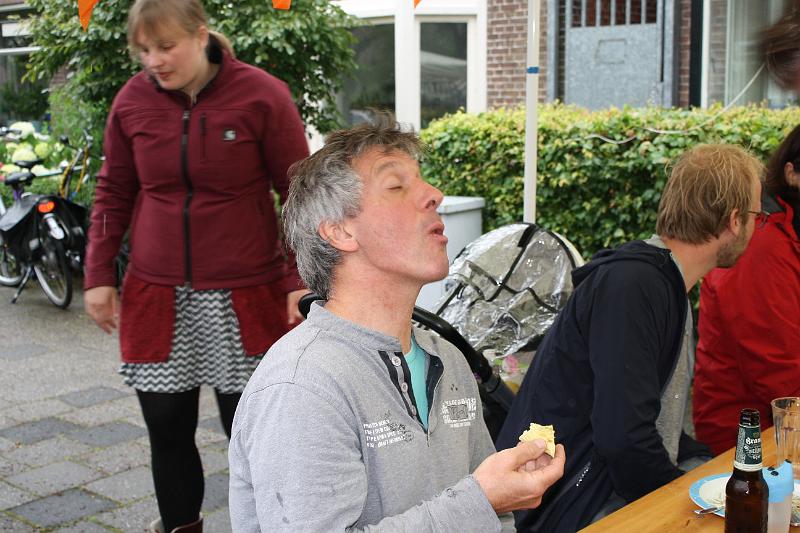 IMG_9668.JPG - Harry liet het zich goed smaken