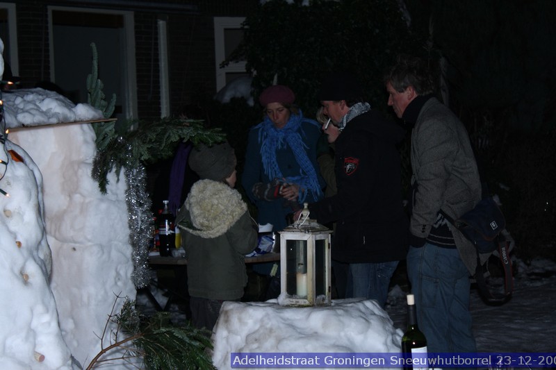 adelheidstraatsneeuwhutborrel200901.jpg