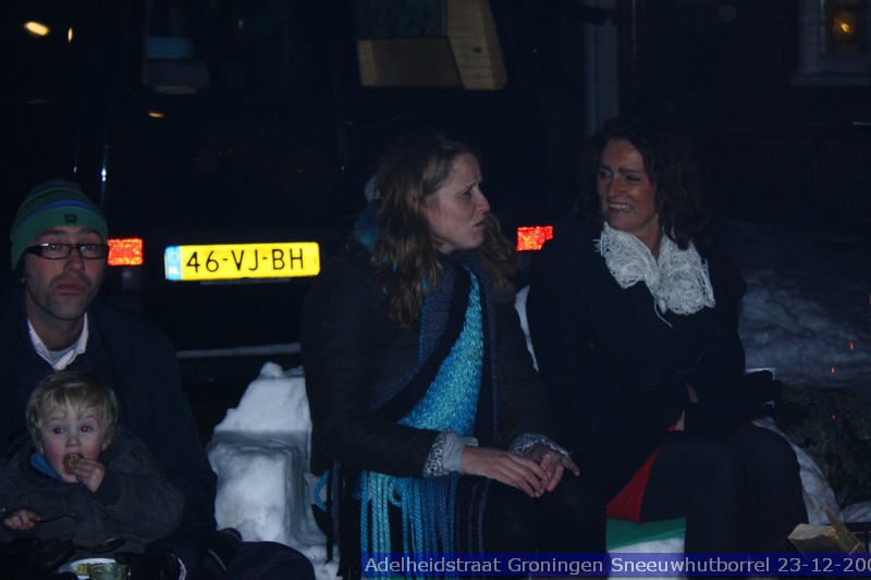 adelheidstraatsneeuwhutborrel200902.jpg